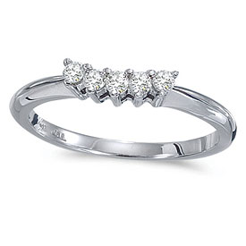 14k White Gold 0.15 Ct Diamond Wrap Band