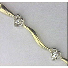 14K Yellow Gold Diamond Heart Bracelet
