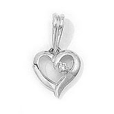 14K White Gold Diamond Heart Pendant