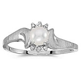 10k White Gold Pearl And Diamond Satin Finish Ring