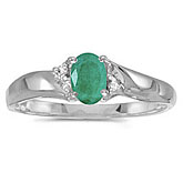 14k White Gold Oval Emerald And Diamond Ring