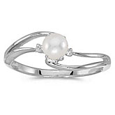 14k White Gold Pearl And Diamond Wave Ring